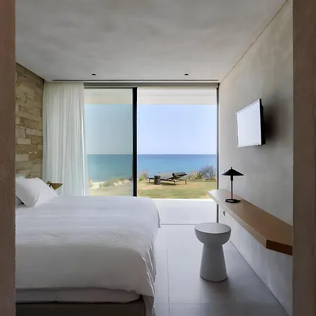 Opsis Villas, A Beachfront & Architectural Retreat فيلة