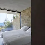 Opsis Villas, A Beachfront & Architectural Retreat * Akrotiri (Zakynthos)