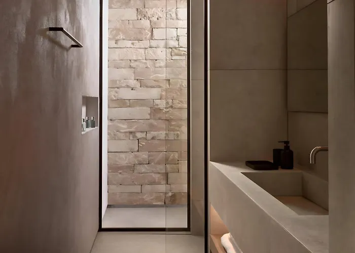 Opsis Villas, A Beachfront & Architectural Retreat Villa Akrotíri