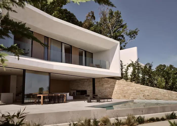 Opsis Villas, A Beachfront & Architectural Retreat *