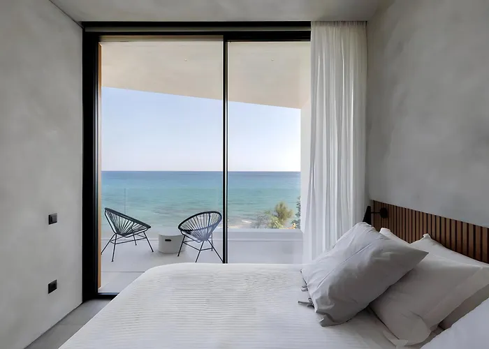 Opsis Villas, A Beachfront & Architectural Retreat *