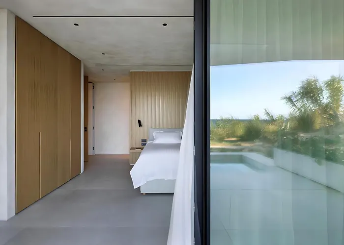 Opsis Villas, A Beachfront & Architectural Retreat 别墅 *