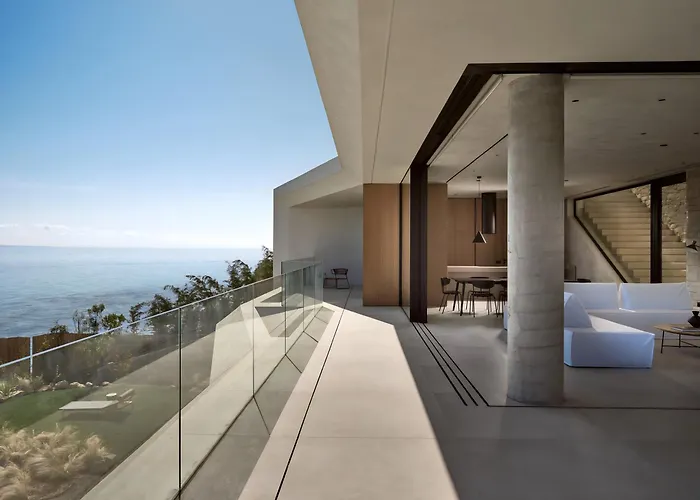 Opsis Villas, A Beachfront & Architectural Retreat