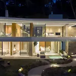 Opsis Villas, A Beachfront & Architectural Retreat *