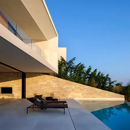 Opsis Villas, A Beachfront & Architectural Retreat