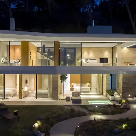 Opsis Villas, A Beachfront & Architectural Retreat *