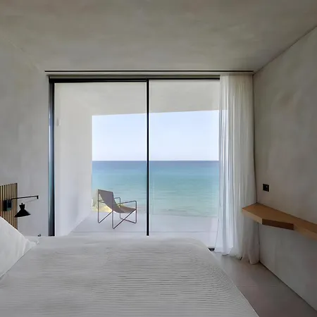 Opsis Villas, A Beachfront & Architectural Retreat * Akrotiri (Zakynthos)