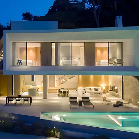 Opsis Villas, A Beachfront & Architectural Retreat Villa