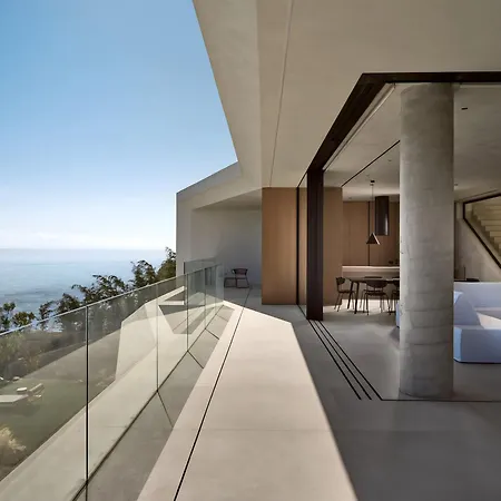 Opsis Villas, A Beachfront & Architectural Retreat