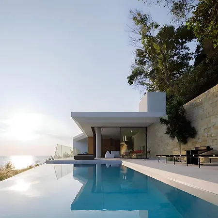 Opsis Villas, A Beachfront & Architectural Retreat