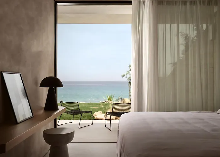 Βίλα Opsis Villas, A Beachfront & Architectural Retreat *